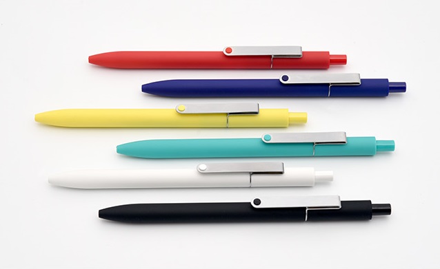 пластиковые ручки.jpg