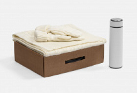 Логотип на вязаных наборах. Технологии брендирования ткани Логотип на вязаных наборах. Технологии брендирования ткани